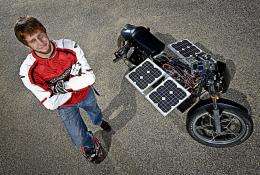 Student builds solar motorcycle, launches club to push more electric vehicle breakthroughs