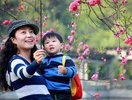 UC Berkeley psychologists bring science of happiness to China