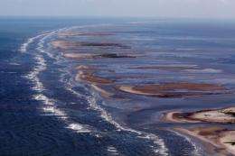 Vast oil spill has already soiled the coastlines of Louisiana, Mississippi and Alabama and reached Florida on Thursday