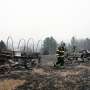 Three people missing in Colorado wildfire thumbnail